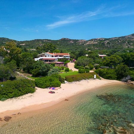 Baia Dorata Beach Apartment Porto Istana Dış mekan fotoğraf