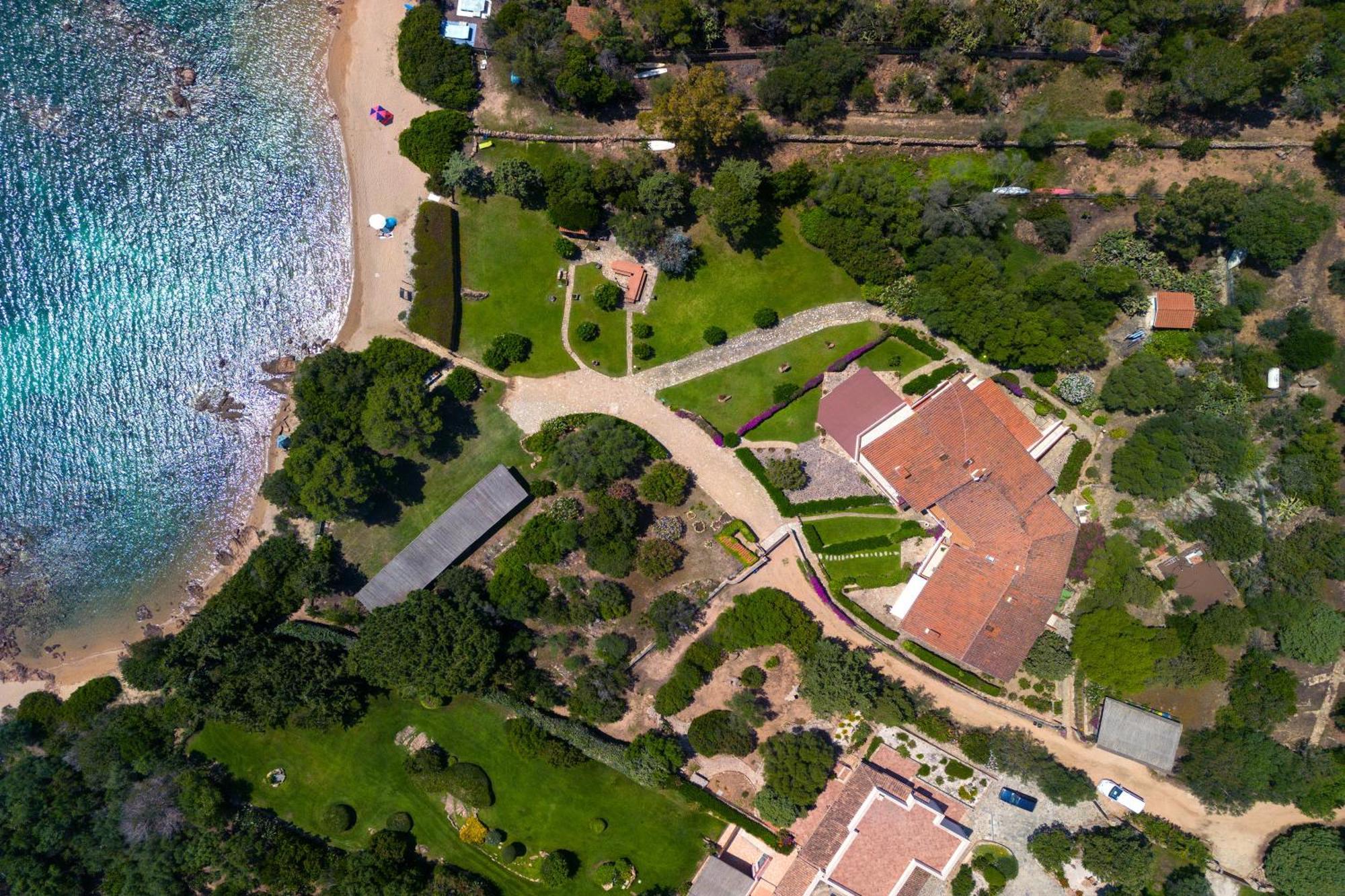 Baia Dorata Beach Apartment Porto Istana Dış mekan fotoğraf